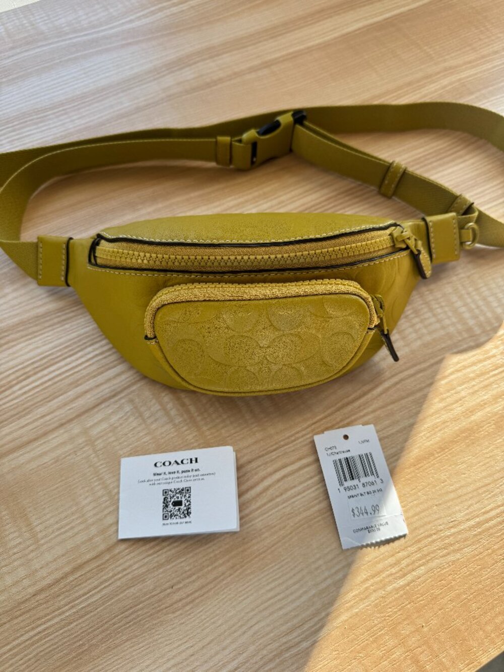 Authentic Coach Sprint Belt Bag 24" Signature Leather - Chartreuse Color - Picture 14 of 14